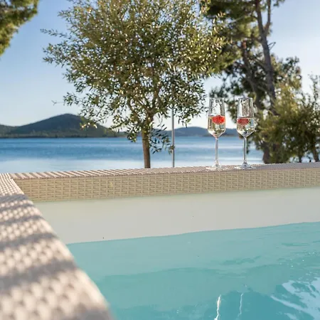 Oi Concept Village Buqez & Vita Πάρκο διακοπών Drage