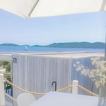 Oi Concept Village Buqez & Vita *