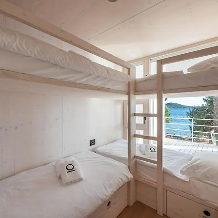 Oi Concept Village Buqez & Vita *