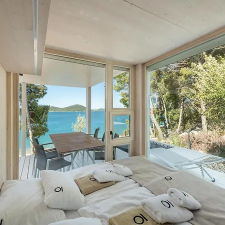 Oi Concept Village Buqez & Vita