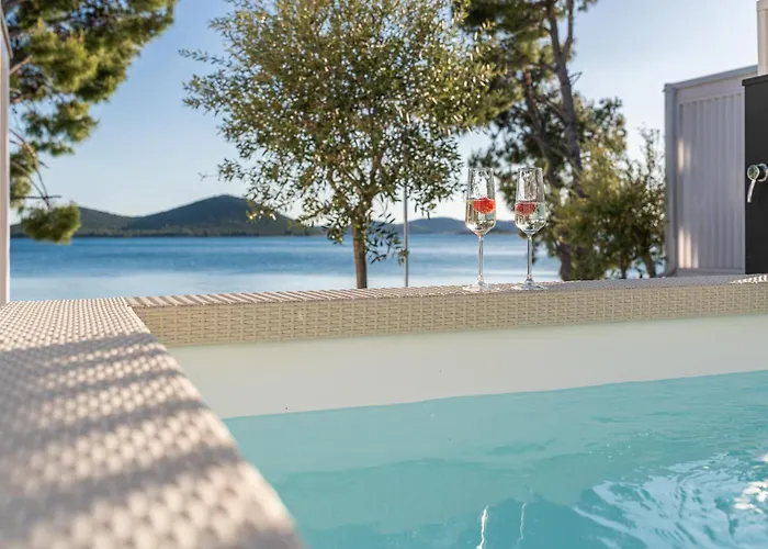 Oi Concept Village Buqez & Vita Πάρκο διακοπών Drage